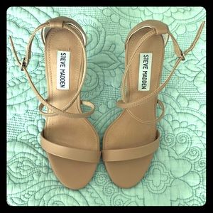 Never Worn Steve Madden Heels Size 6